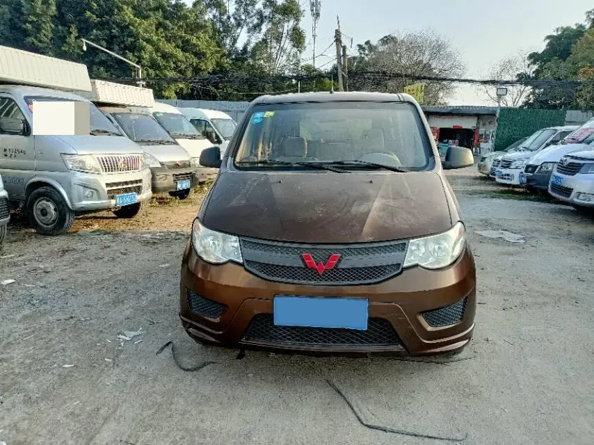 2018 WuLing HongGuang 1.5L 105HP L4 5MT,autocango,china used car exporter,china ev exporter,chinese used car exporter,chinese used ev exporter