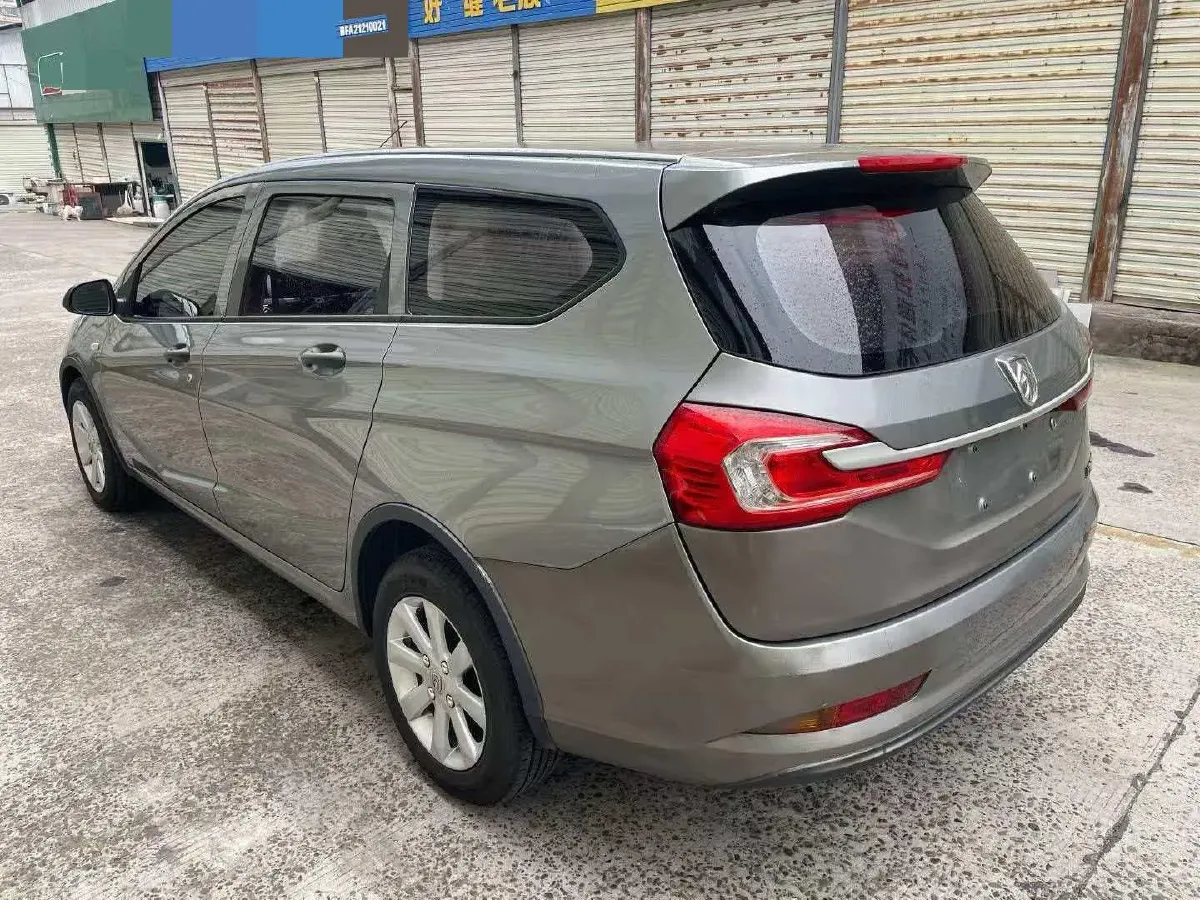 2017 BaoJun 310W 1.2L 82HP L4 6MT,autocango,china used car exporter,china ev exporter,chinese used car exporter,chinese used ev exporter