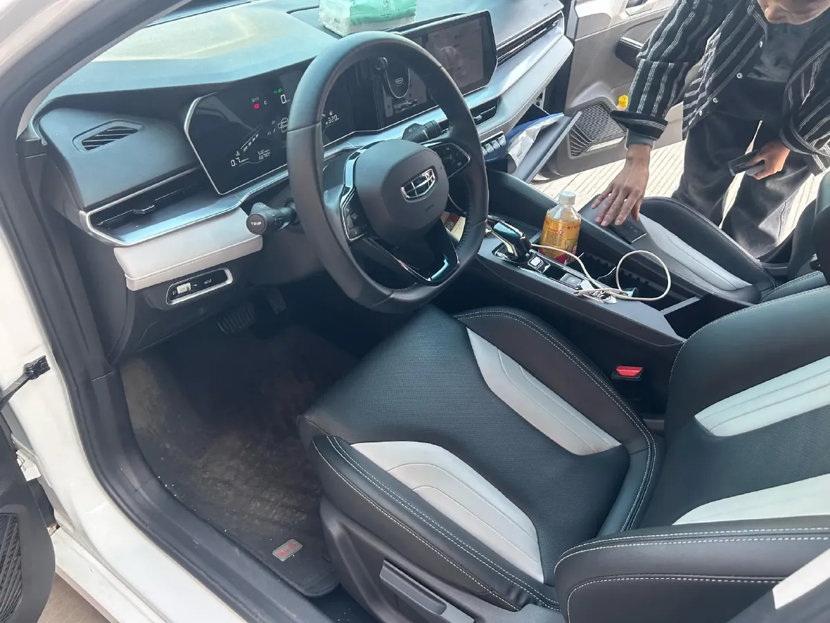 2024 Geely Binray 1.5T 181HP L4 7DCT,autocango,china used car exporter,china ev exporter,chinese used car exporter,chinese used ev exporter