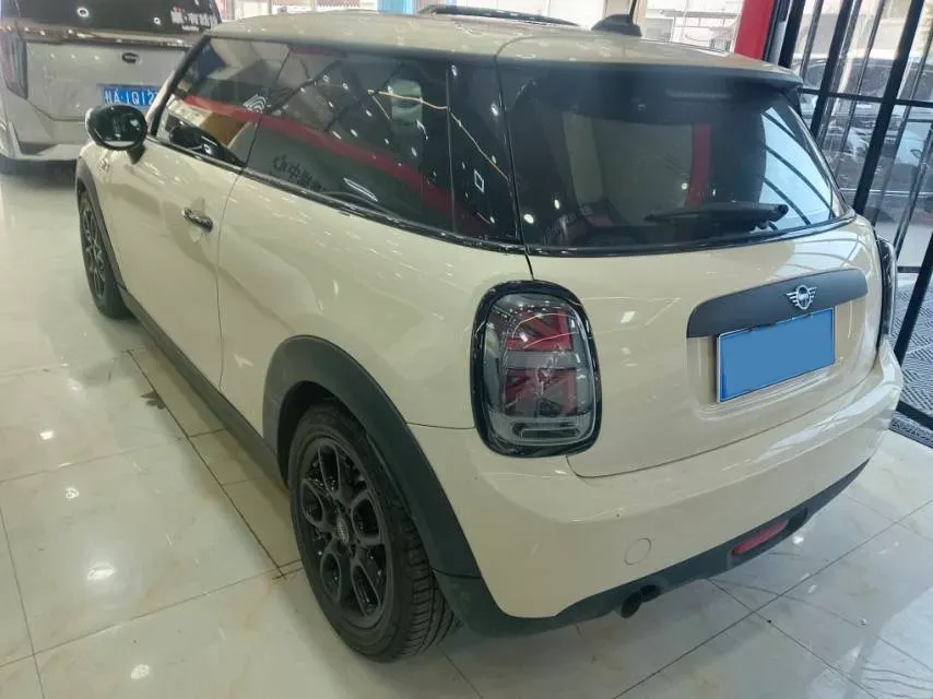 2020 MINI MINI 1.5T 102HP L3 7DCT,autocango,china used car exporter,china ev exporter,chinese used car exporter,chinese used ev exporter