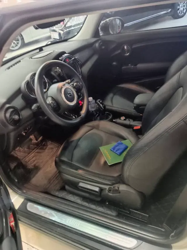 2020 MINI MINI 1.5T 102HP L3 7DCT,autocango,china used car exporter,china ev exporter,chinese used car exporter,chinese used ev exporter