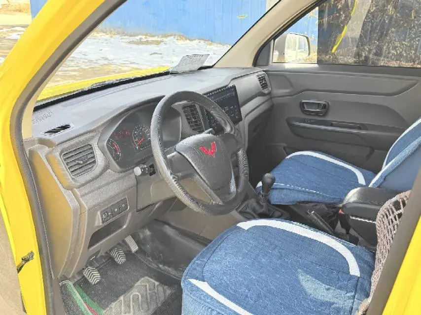 2022 JinBei Little Sea Lion X30 1.5L 102HP L4 5MT,autocango,china used car exporter,china ev exporter,chinese used car exporter,chinese used ev exporter