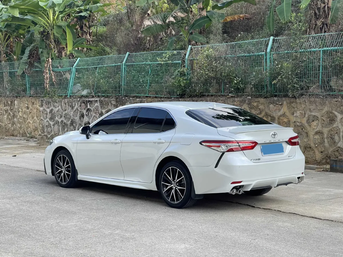 2021 Toyota Camry 2.5L 209HP L4 8AT,autocango,china used car exporter,china ev exporter,chinese used car exporter,chinese used ev exporter