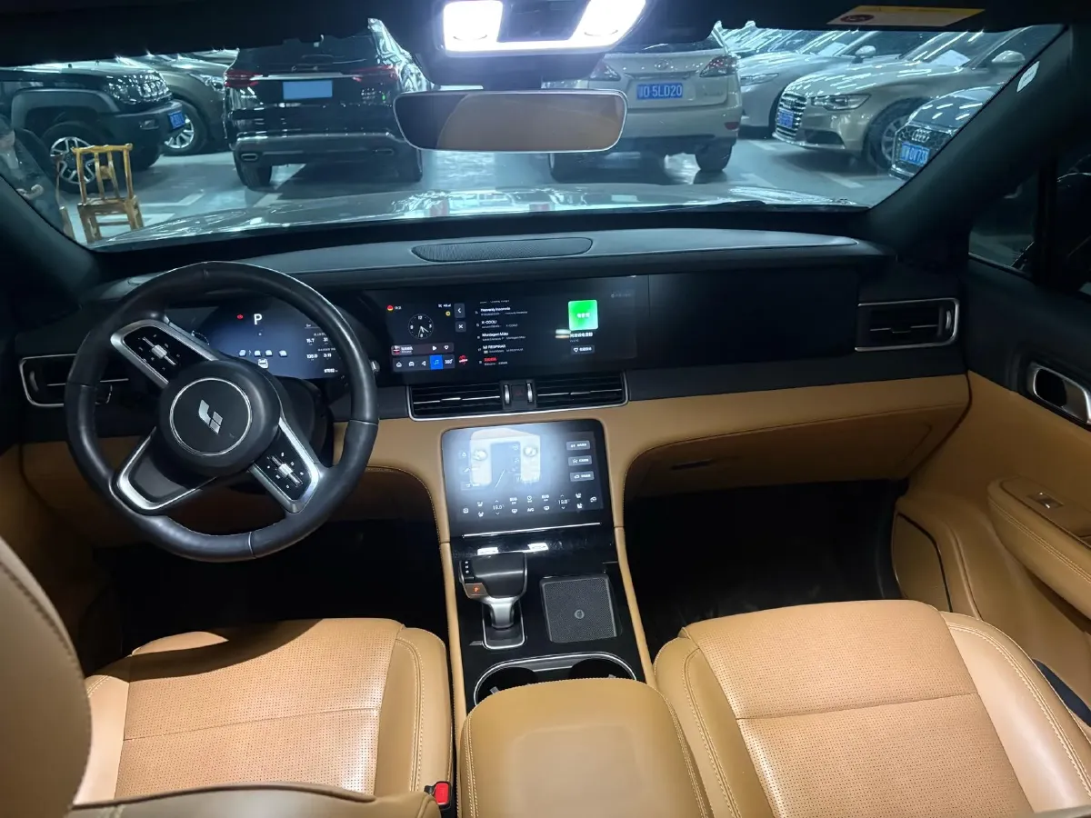 2021 Li ONE Range Extended 131HP REEV 40.5KWH,autocango,china used car exporter,china ev exporter,chinese used car exporter,chinese used ev exporter