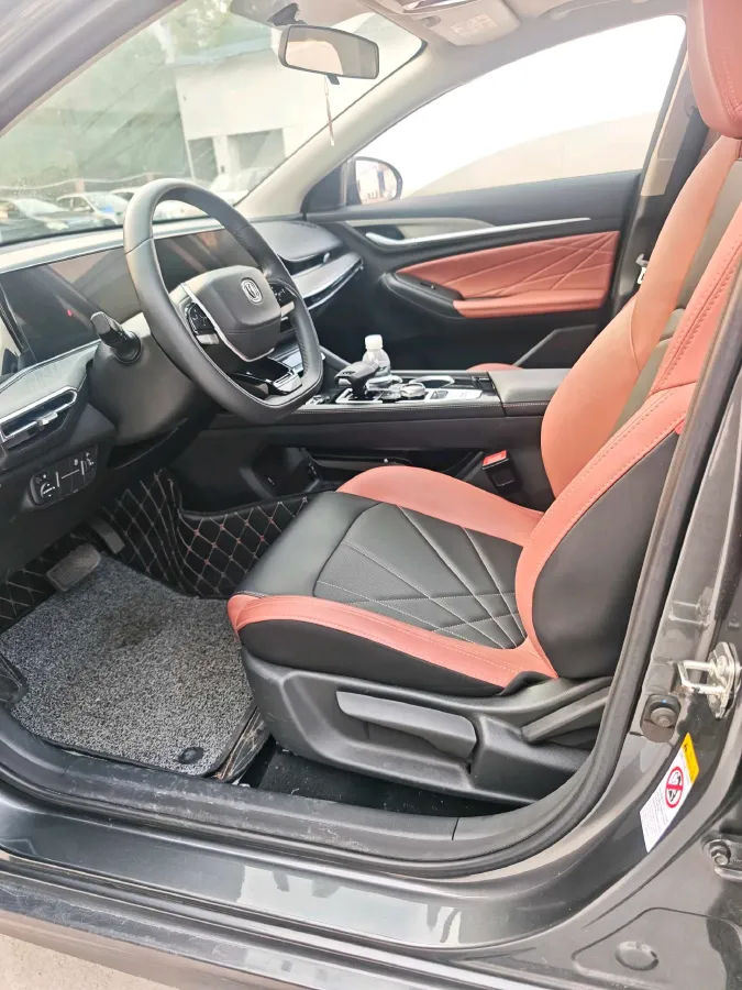 2022 ChangAn Eado 1.4T 160HP L4 7DCT,autocango,china used car exporter,china ev exporter,chinese used car exporter,chinese used ev exporter