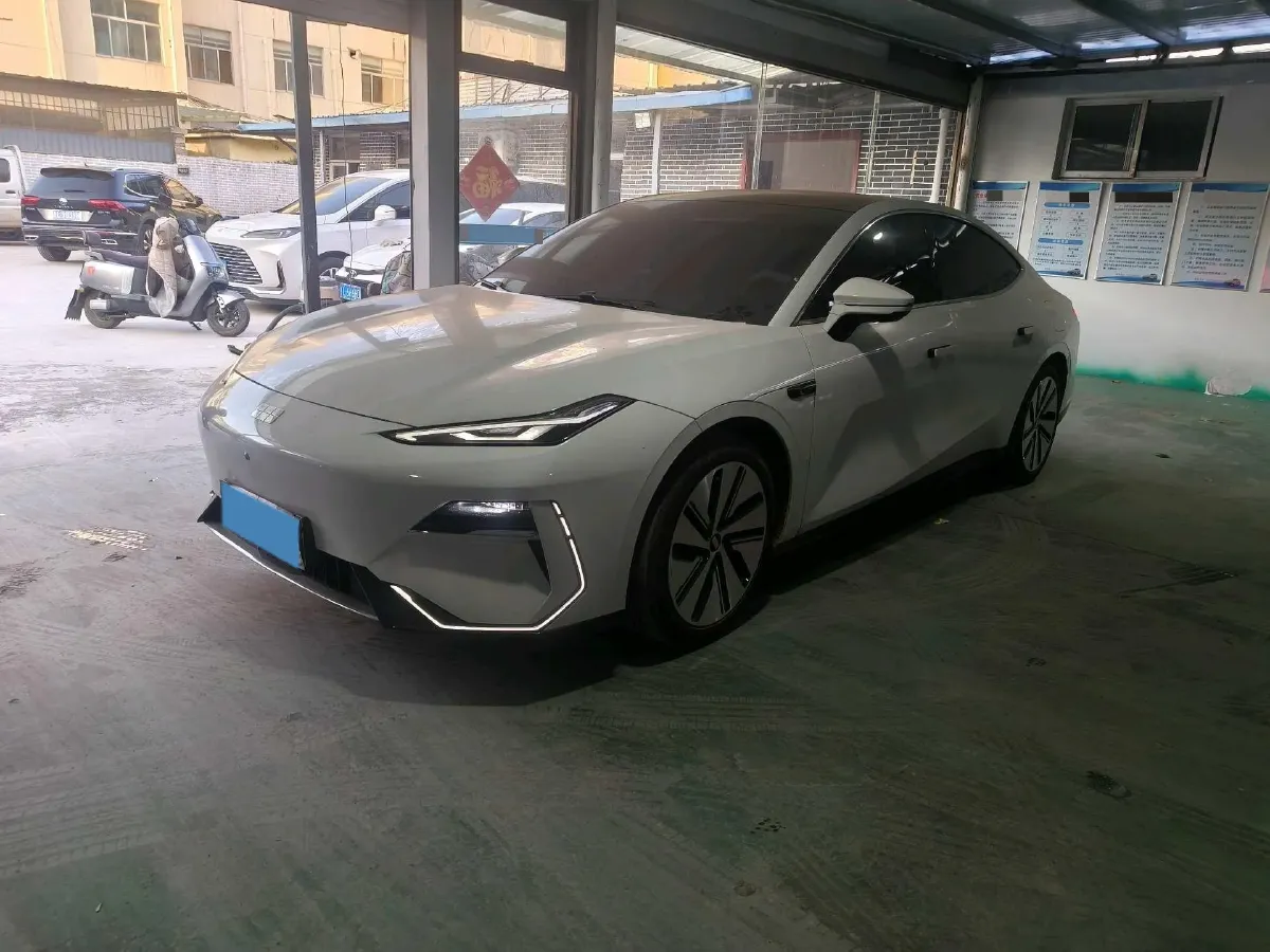 2024 Geely Galaxy E8 BEV 62KWH,autocango,china used car exporter,china ev exporter,chinese used car exporter,chinese used ev exporter