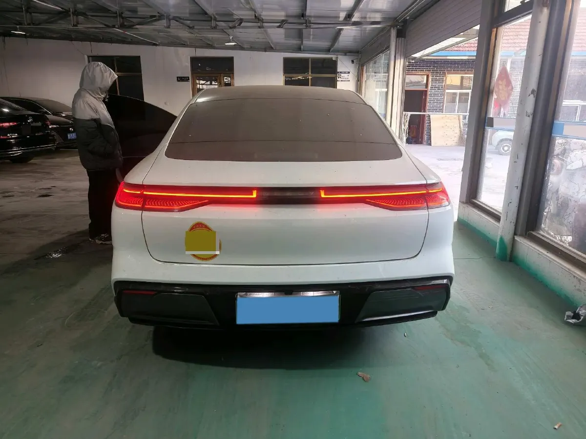 2024 Geely Galaxy E8 BEV 62KWH,autocango,china used car exporter,china ev exporter,chinese used car exporter,chinese used ev exporter