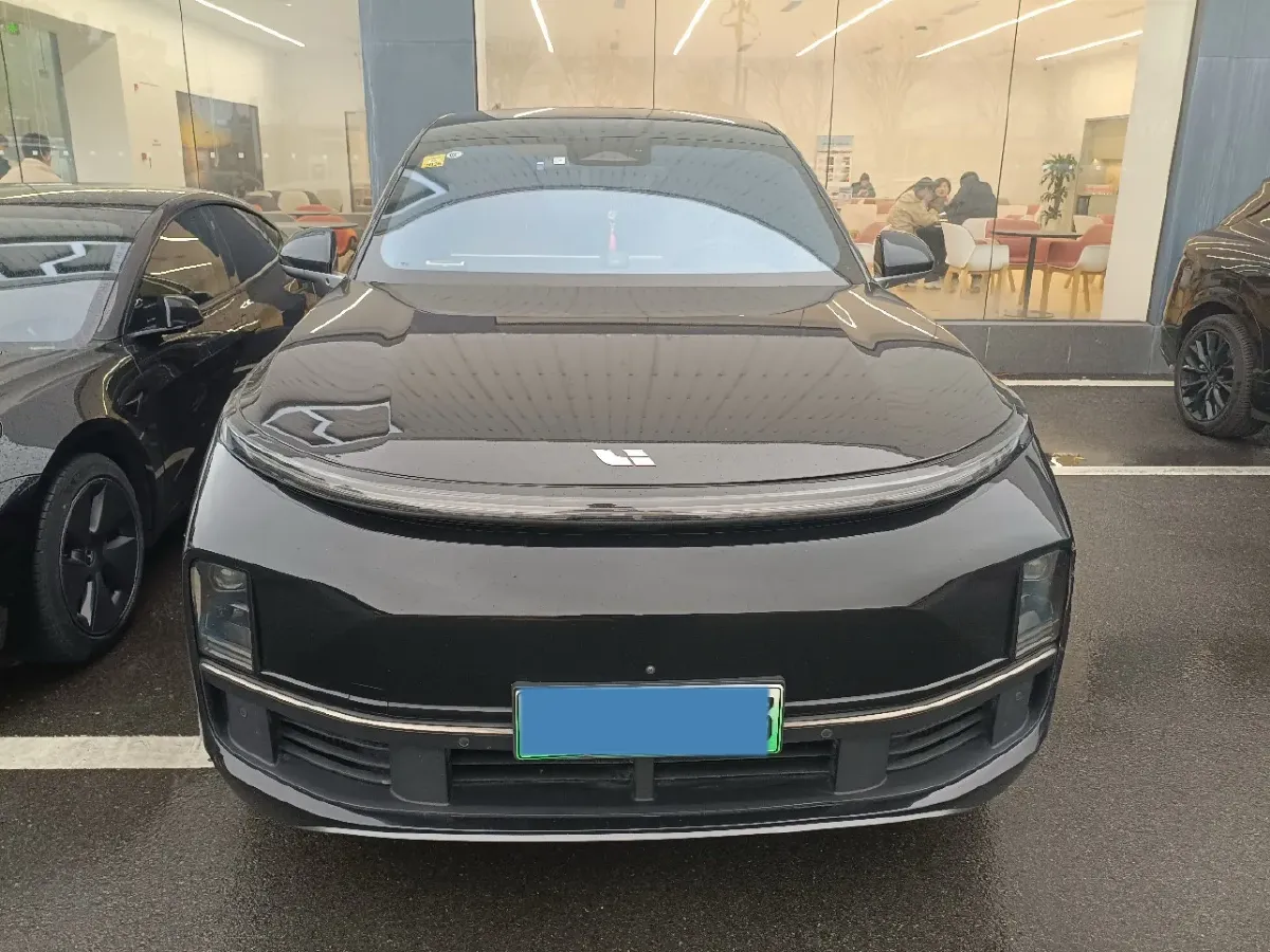 2023 Li L8 Range Extended 154HP REEV 40.9KWH,autocango,china used car exporter,china ev exporter,chinese used car exporter,chinese used ev exporter