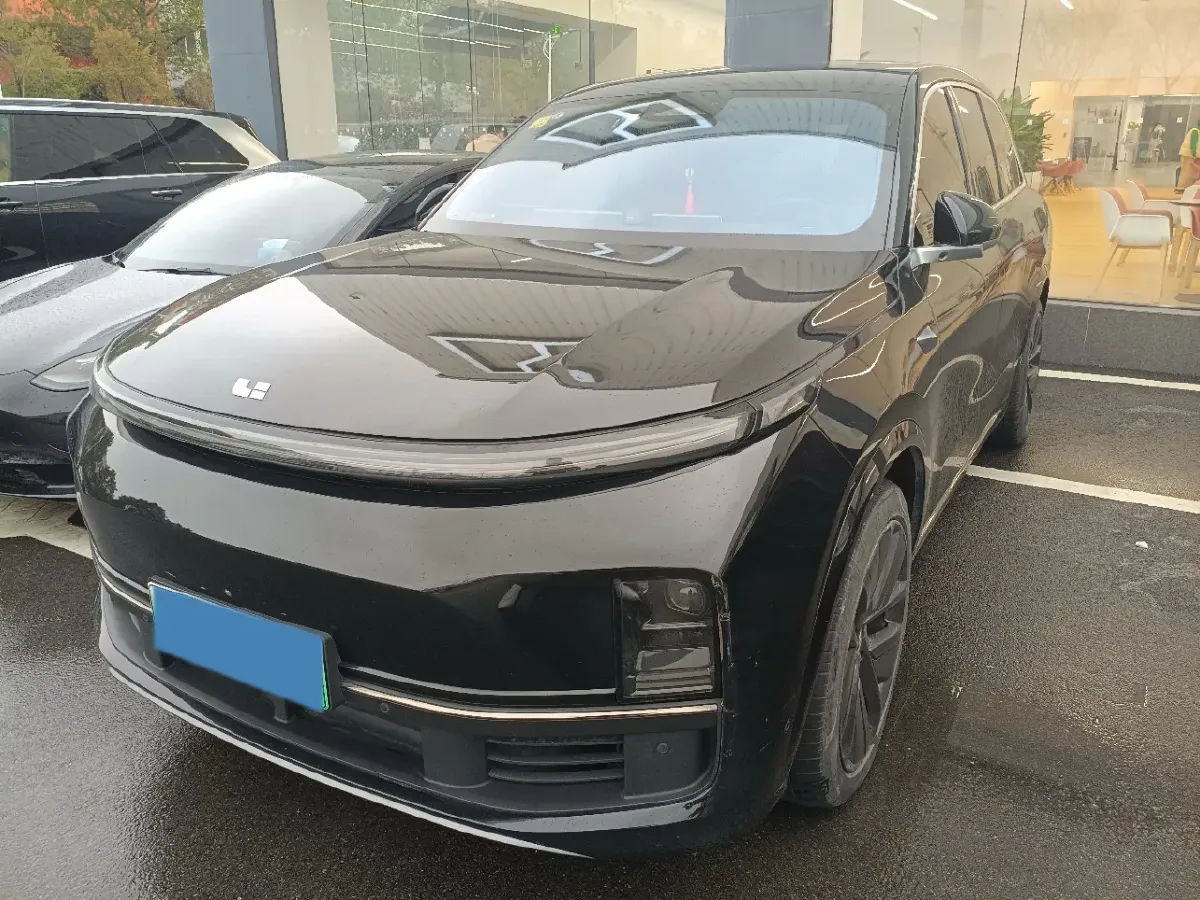 2023 Li L8 Range Extended 154HP REEV 40.9KWH,autocango,china used car exporter,china ev exporter,chinese used car exporter,chinese used ev exporter
