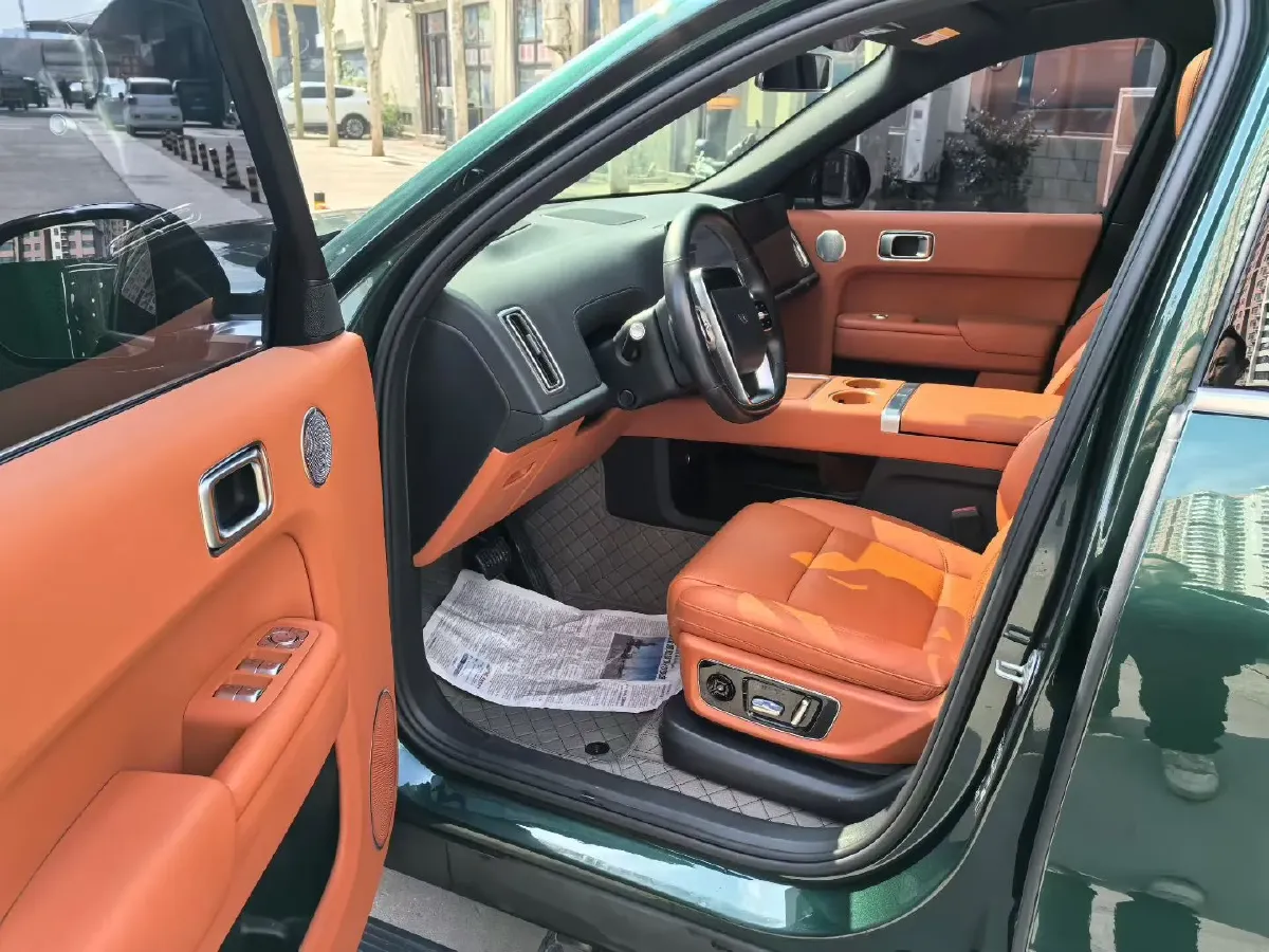 2023 Li L9 Range Extended 154HP REEV 42.6KWH,autocango,china used car exporter,china ev exporter,chinese used car exporter,chinese used ev exporter