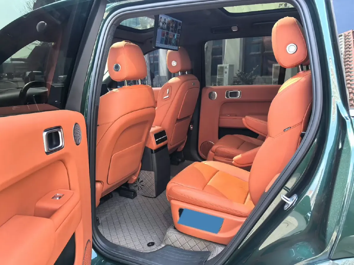 2023 Li L9 Range Extended 154HP REEV 42.6KWH,autocango,china used car exporter,china ev exporter,chinese used car exporter,chinese used ev exporter