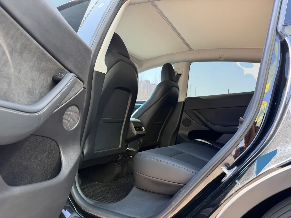 2022 Tesla Model Y BEV 60KWH,autocango,china used car exporter,china ev exporter,chinese used car exporter,chinese used ev exporter