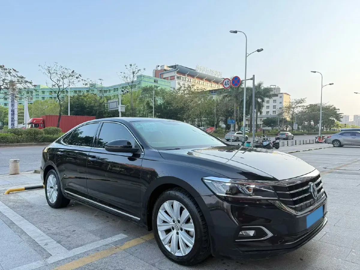 2019 Skoda Kodiak 2.0T 186HP L4 7DCT,autocango,china used car exporter,china ev exporter,chinese used car exporter,chinese used ev exporter