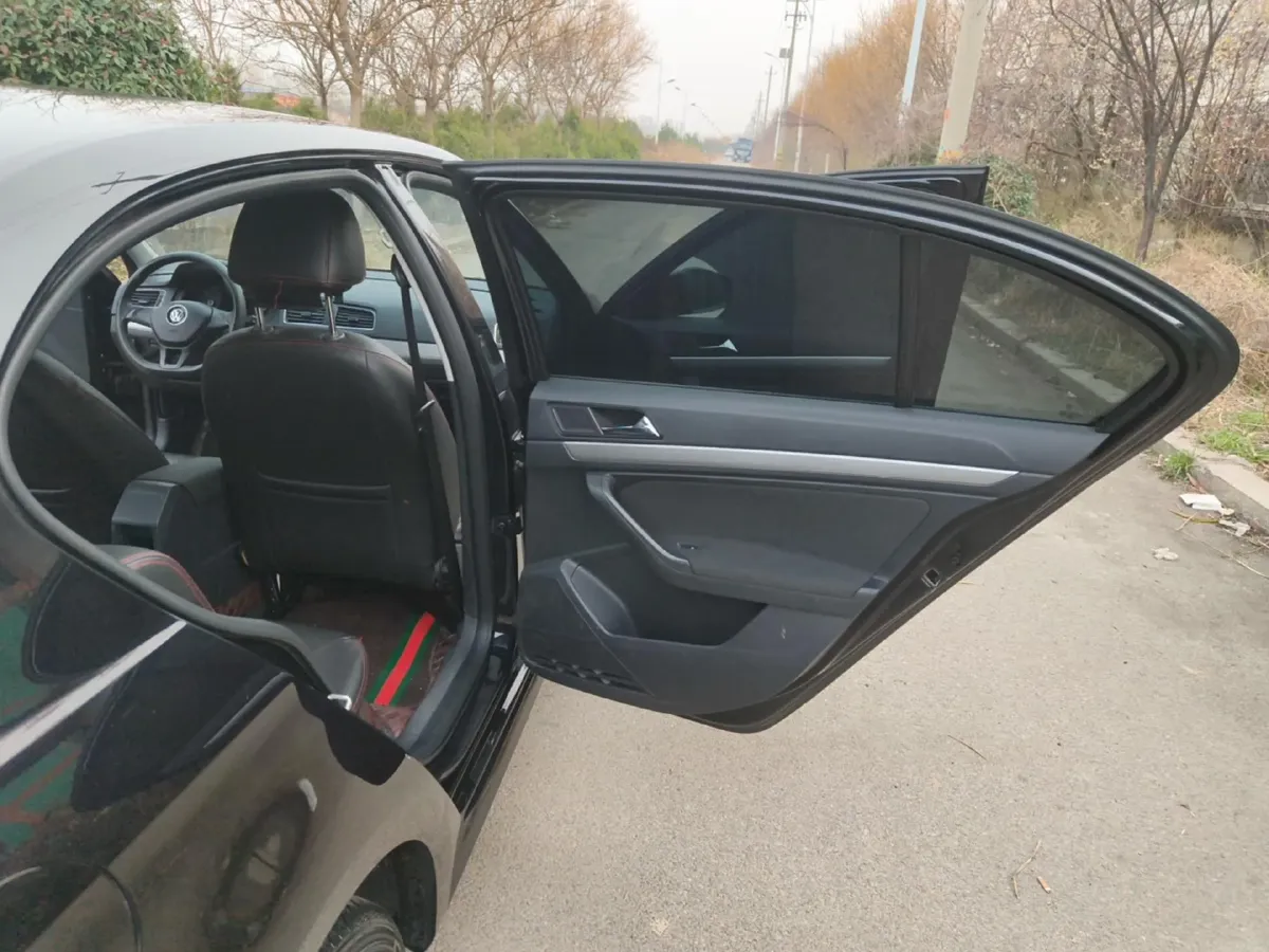 2017 Buick Excelle 1.5L 114HP L4 5MT,autocango,china used car exporter,china ev exporter,chinese used car exporter,chinese used ev exporter