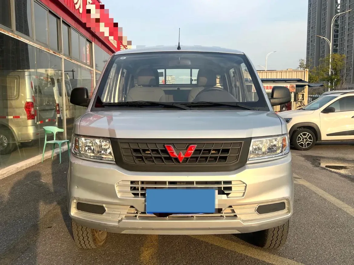 2019 WuLing RongGuang New Truck 1.8L 133HP L4 5MT,autocango,china used car exporter,china ev exporter,chinese used car exporter,chinese used ev exporter