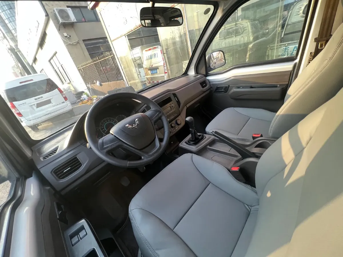 2019 WuLing RongGuang New Truck 1.8L 133HP L4 5MT,autocango,china used car exporter,china ev exporter,chinese used car exporter,chinese used ev exporter