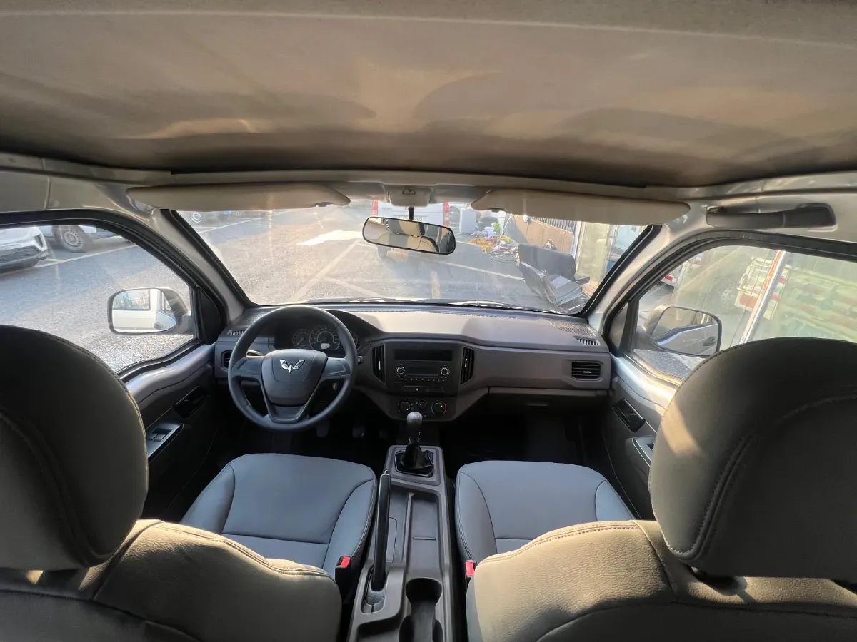 2019 WuLing RongGuang New Truck 1.8L 133HP L4 5MT,autocango,china used car exporter,china ev exporter,chinese used car exporter,chinese used ev exporter