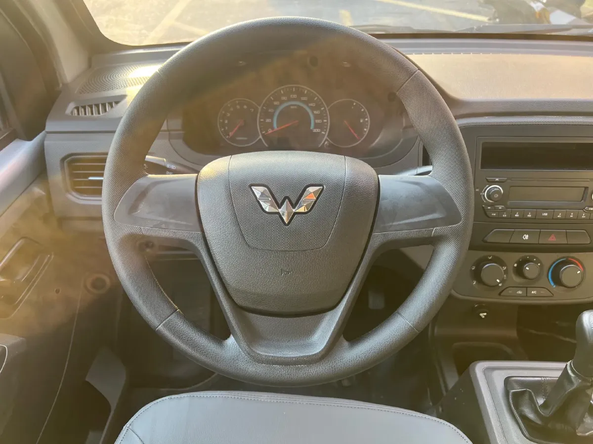 2019 WuLing RongGuang New Truck 1.8L 133HP L4 5MT,autocango,china used car exporter,china ev exporter,chinese used car exporter,chinese used ev exporter