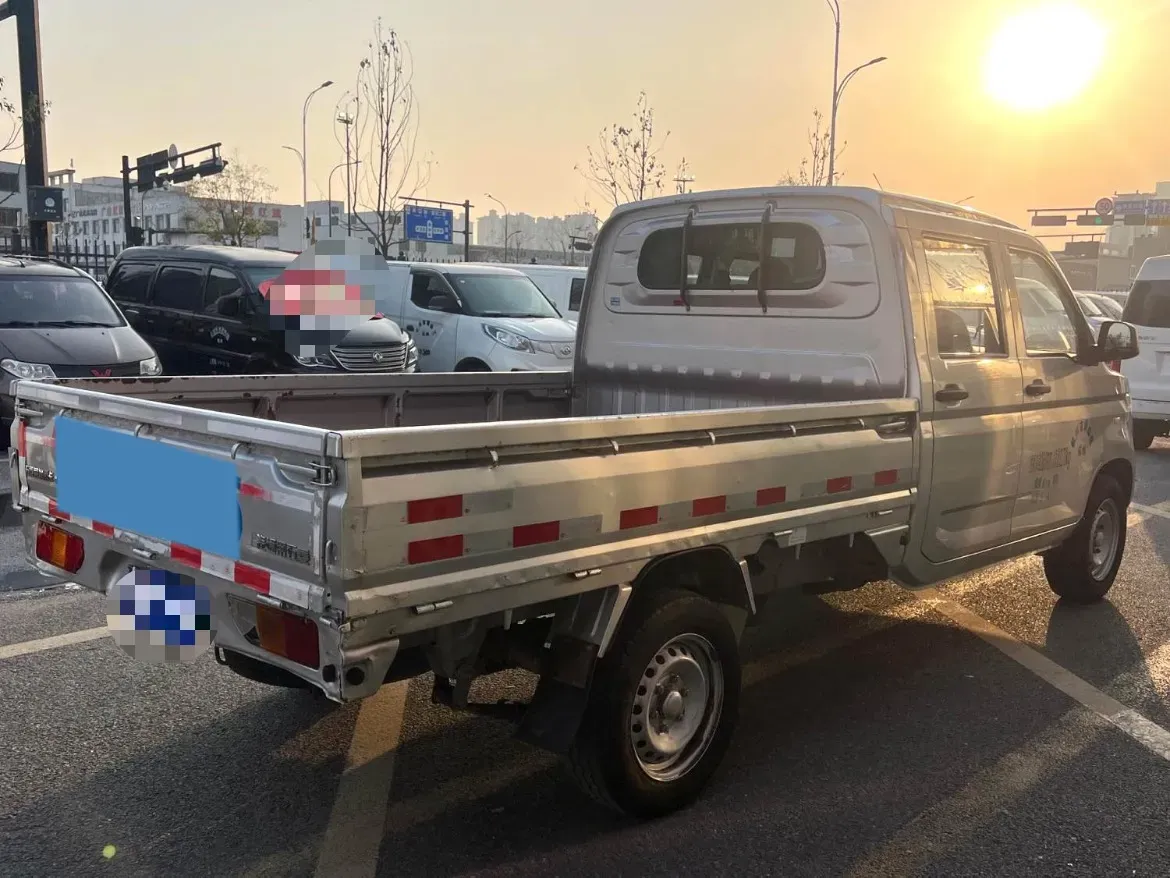 2019 WuLing RongGuang New Truck 1.8L 133HP L4 5MT,autocango,china used car exporter,china ev exporter,chinese used car exporter,chinese used ev exporter