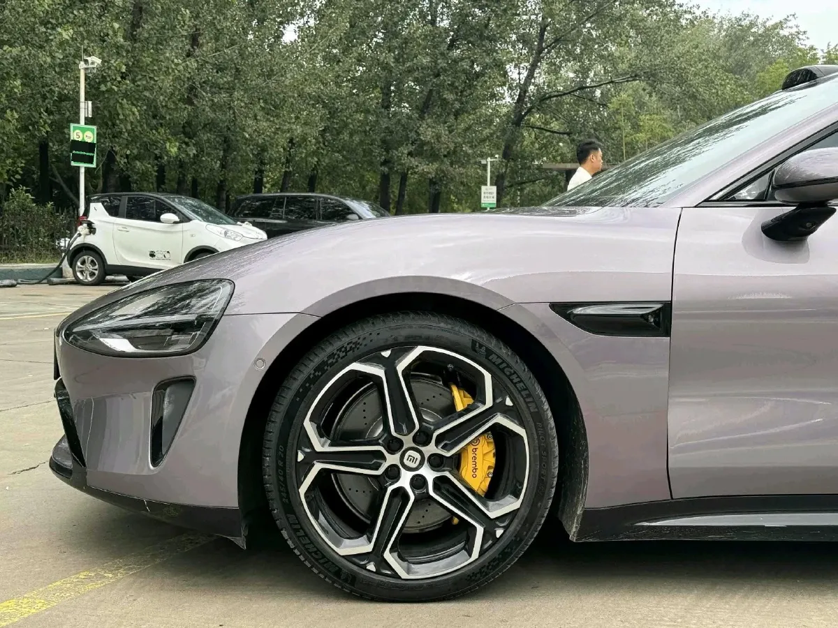 2024 MI SU7 BEV 101KWH,autocango,china used car exporter,china ev exporter,chinese used car exporter,chinese used ev exporter