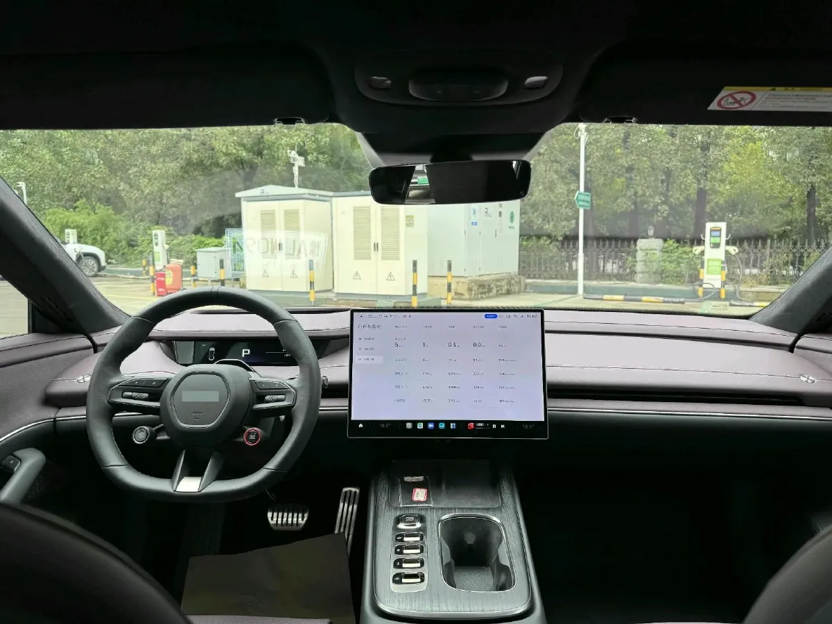 2024 MI SU7 BEV 101KWH,autocango,china used car exporter,china ev exporter,chinese used car exporter,chinese used ev exporter