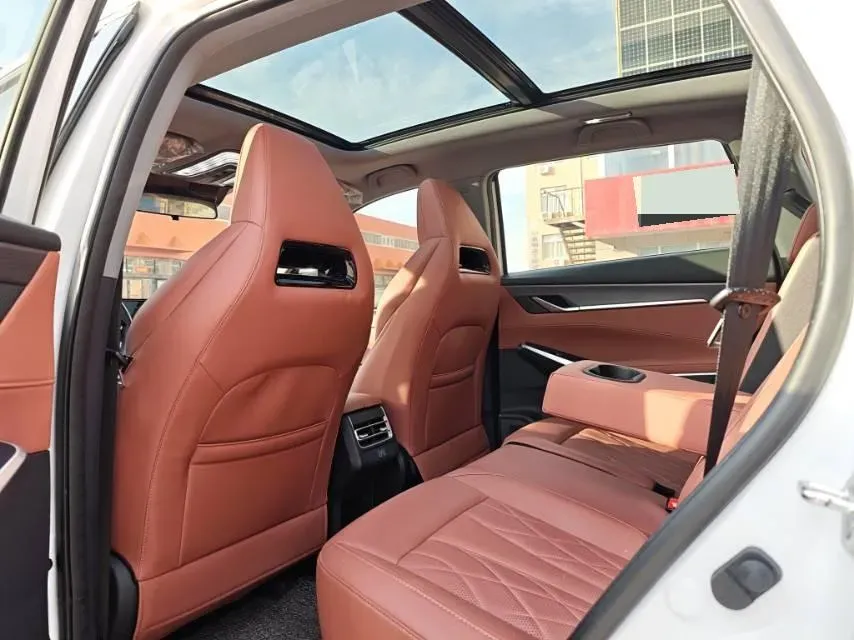 2024 ChangAn CS75 Plus 1.5T 188HP L4 8AT,autocango,china used car exporter,china ev exporter,chinese used car exporter,chinese used ev exporter