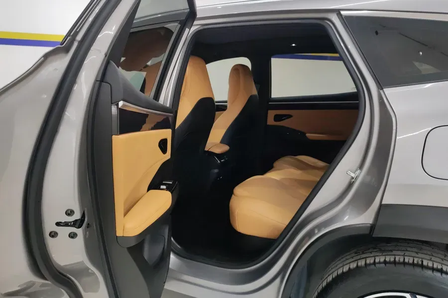 2023 Geely Galaxy L7 1.5T 163HP L4 3DHT PHEV 18.7KWH,autocango,china used car exporter,china ev exporter,chinese used car exporter,chinese used ev exporter