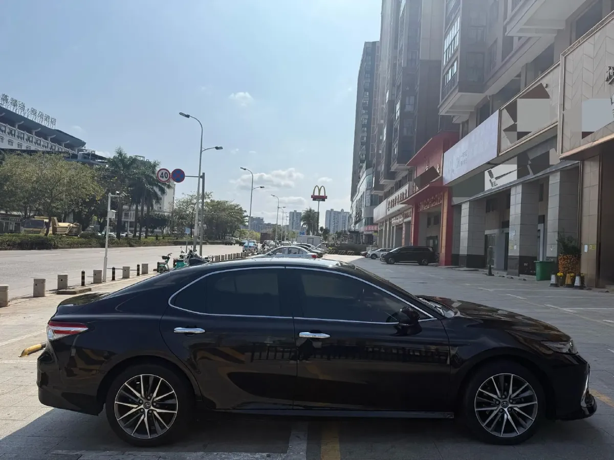 2021 Toyota Camry 2.5L 209HP L4 8AT,autocango,china used car exporter,china ev exporter,chinese used car exporter,chinese used ev exporter