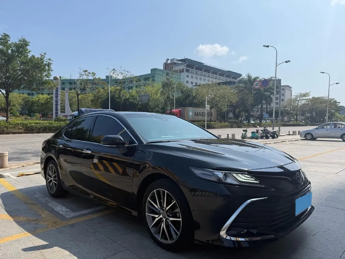 2021 Toyota Camry 2.5L 209HP L4 8AT,autocango,china used car exporter,china ev exporter,chinese used car exporter,chinese used ev exporter