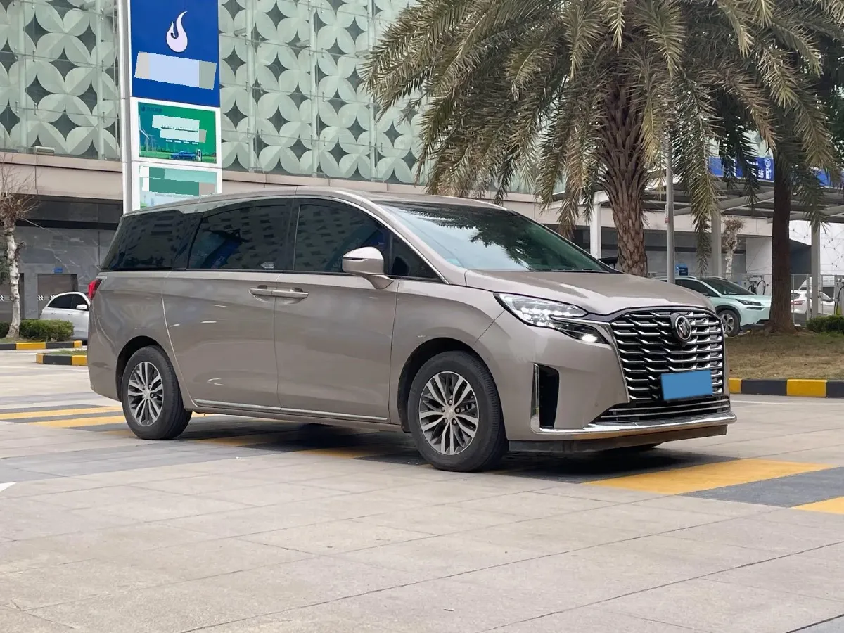 2023 Buick GL8 2.0T 237HP L4 9AT,autocango,china used car exporter,china ev exporter,chinese used car exporter,chinese used ev exporter