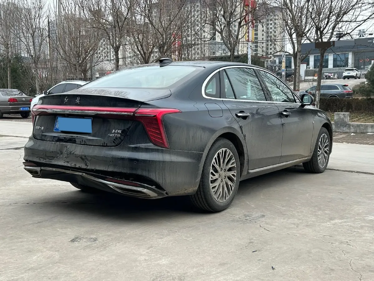 2025 HongQi H5 1.5T 169HP L4 1DHT Hybrid,autocango,china used car exporter,china ev exporter,chinese used car exporter,chinese used ev exporter