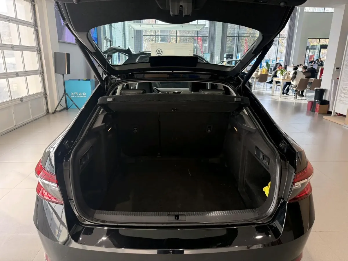 2024 Skoda Superb 1.4T 150HP L4 7DCT,autocango,china used car exporter,china ev exporter,chinese used car exporter,chinese used ev exporter