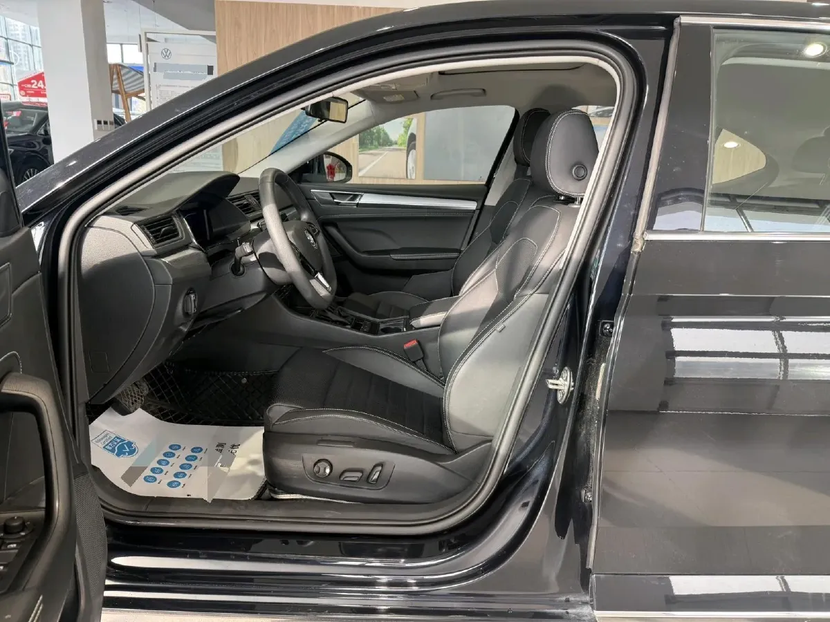 2024 Skoda Superb 1.4T 150HP L4 7DCT,autocango,china used car exporter,china ev exporter,chinese used car exporter,chinese used ev exporter