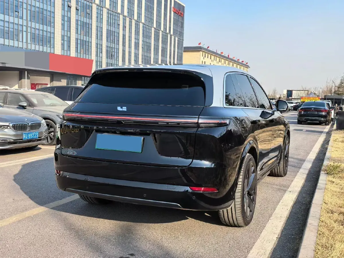 2025 Li L7 Range Extended 154HP REEV,autocango,china used car exporter,china ev exporter,chinese used car exporter,chinese used ev exporter