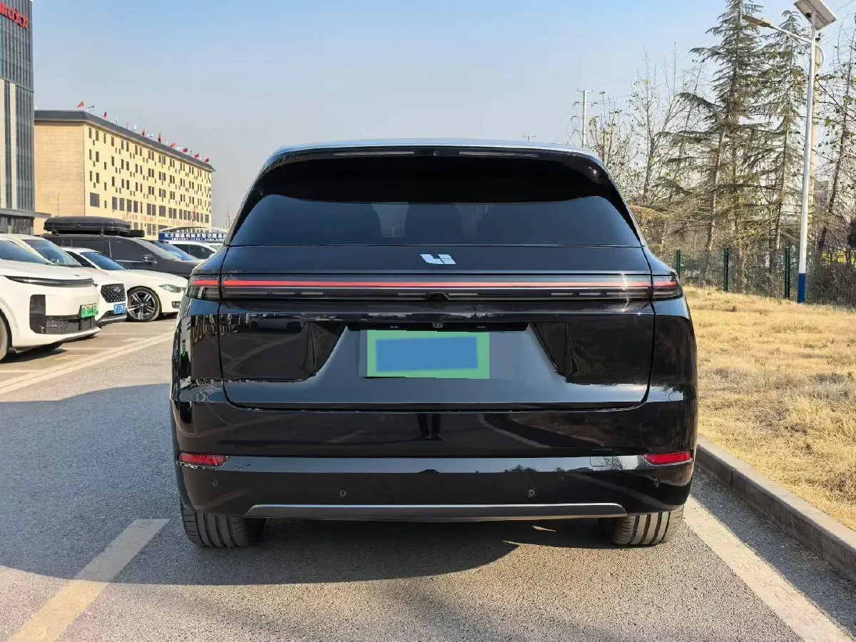 2025 Li L7 Range Extended 154HP REEV,autocango,china used car exporter,china ev exporter,chinese used car exporter,chinese used ev exporter