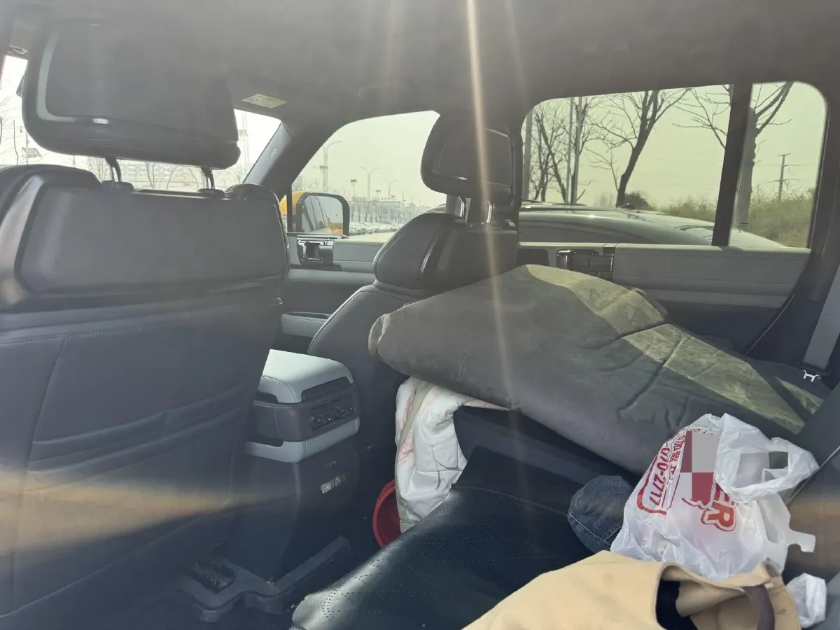 2023 FangChengBao Bao 5 1.5T 194HP L4 E-CVT PHEV 31.8KWH,autocango,china used car exporter,china ev exporter,chinese used car exporter,chinese used ev exporter