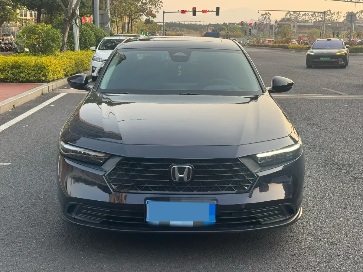 2023 Honda Accord 1.5T 192HP L4 CVT,autocango,china used car exporter,china ev exporter,chinese used car exporter,chinese used ev exporter