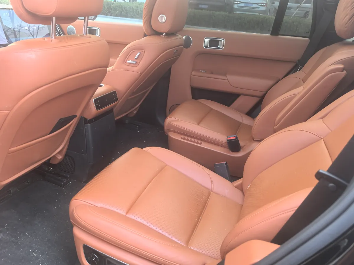 2024 Toyota Granvia 2.5L 189HP L4 E-CVT Hybrid,autocango,china used car exporter,china ev exporter,chinese used car exporter,chinese used ev exporter