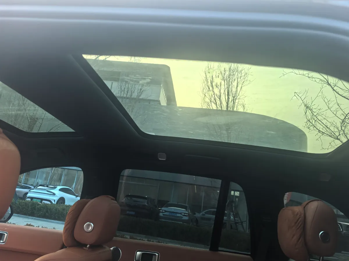 2024 Toyota Granvia 2.5L 189HP L4 E-CVT Hybrid,autocango,china used car exporter,china ev exporter,chinese used car exporter,chinese used ev exporter