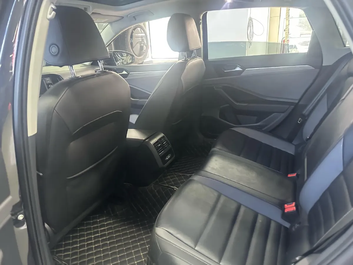 2020 Volkswagen Sagitar 1.2T 116HP L4 7DCT,autocango,china used car exporter,china ev exporter,chinese used car exporter,chinese used ev exporter