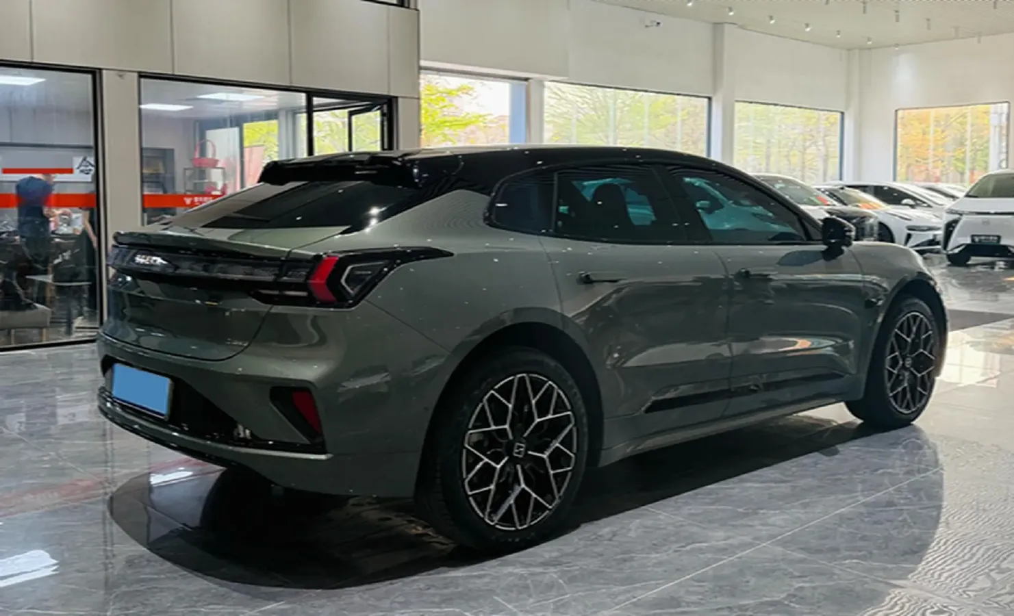 2024 Zeekr 001 BEV 100KWH,autocango,china used car exporter,china ev exporter,chinese used car exporter,chinese used ev exporter