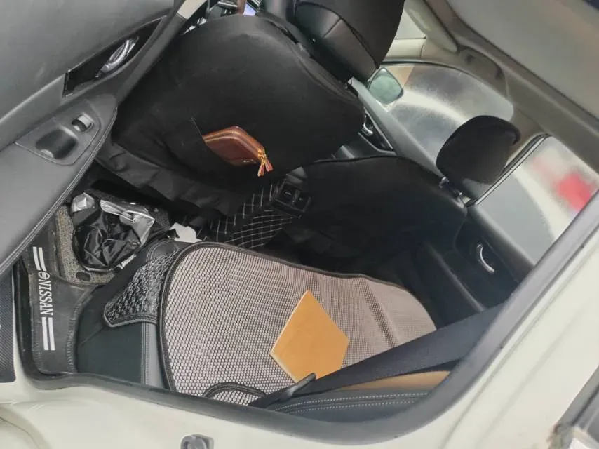 2022 Nissan X-Trail 2.0L 151HP L4 CVT,autocango,china used car exporter,china ev exporter,chinese used car exporter,chinese used ev exporter