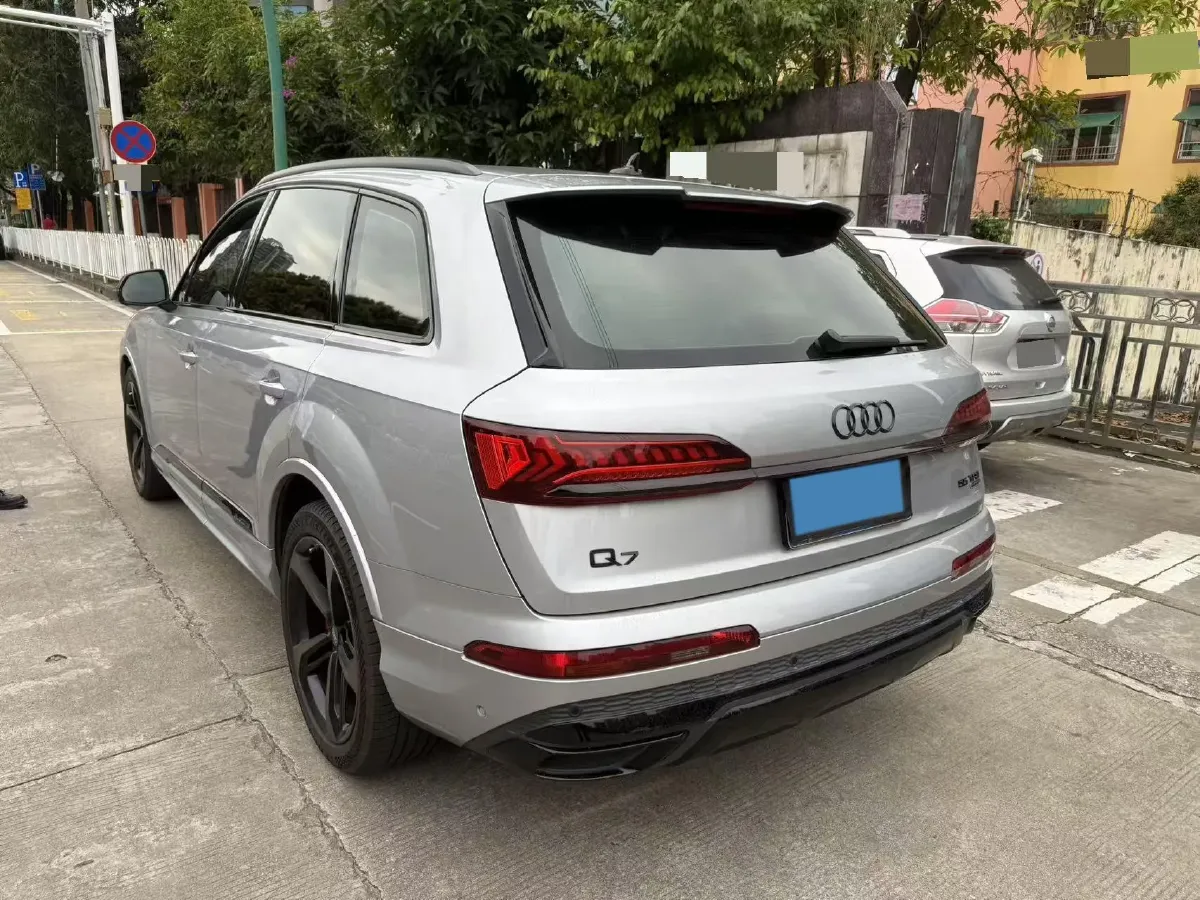 2021 Audi Q7 3.0T 340HP V6 8AT,autocango,china used car exporter,china ev exporter,chinese used car exporter,chinese used ev exporter