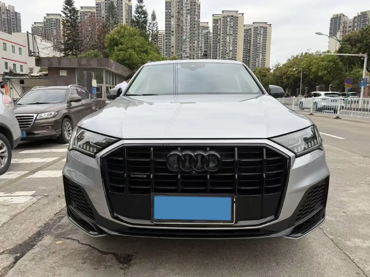 2021 Audi Q7 3.0T 340HP V6 8AT,autocango,china used car exporter,china ev exporter,chinese used car exporter,chinese used ev exporter