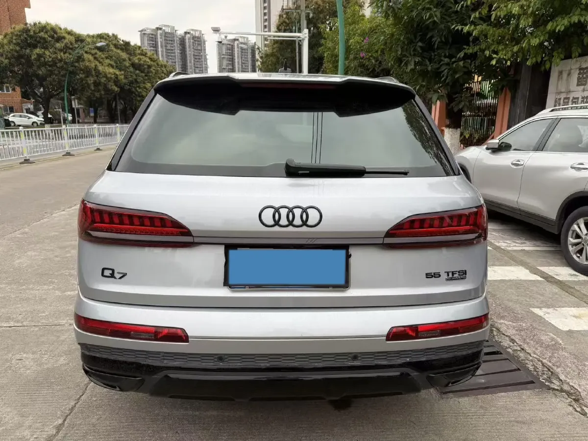 2021 Audi Q7 3.0T 340HP V6 8AT,autocango,china used car exporter,china ev exporter,chinese used car exporter,chinese used ev exporter