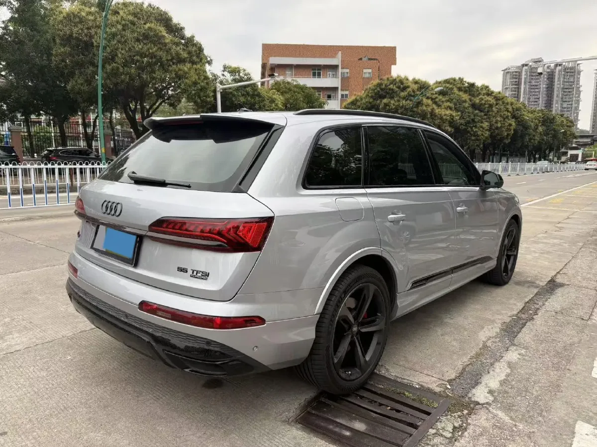 2021 Audi Q7 3.0T 340HP V6 8AT,autocango,china used car exporter,china ev exporter,chinese used car exporter,chinese used ev exporter