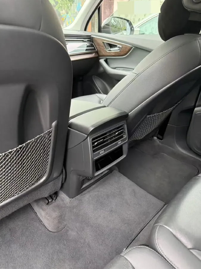 2021 Audi Q7 3.0T 340HP V6 8AT,autocango,china used car exporter,china ev exporter,chinese used car exporter,chinese used ev exporter