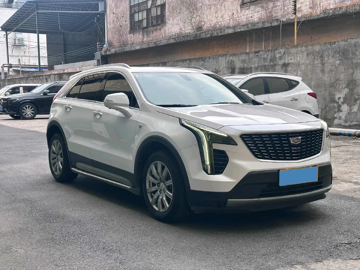 2020 Cadillac XT4 2.0T 241HP L4 9AT,autocango,china used car exporter,china ev exporter,chinese used car exporter,chinese used ev exporter
