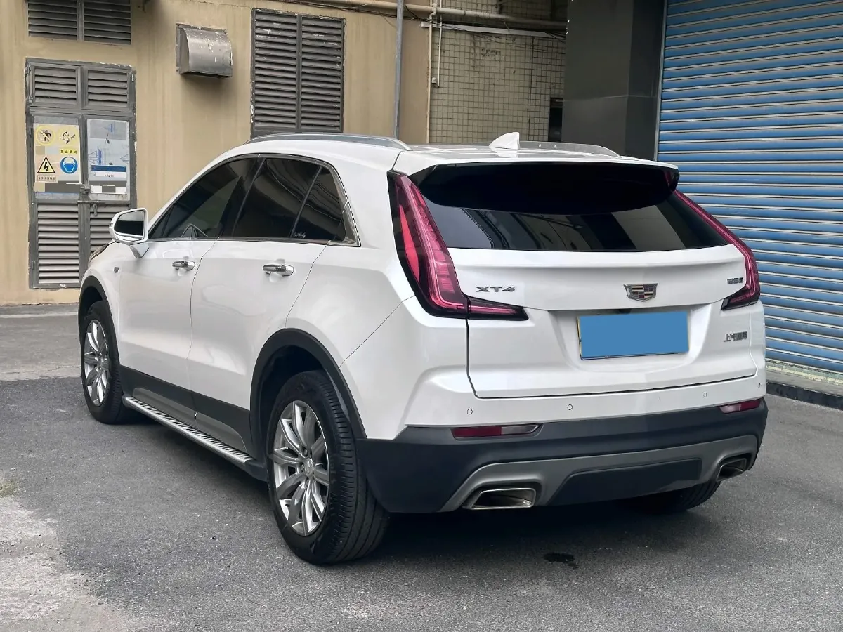 2020 Cadillac XT4 2.0T 241HP L4 9AT,autocango,china used car exporter,china ev exporter,chinese used car exporter,chinese used ev exporter