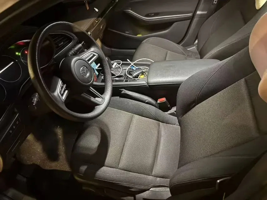 2021 Mazda 3 Axela 1.5L 117HP L4 6AT,autocango,china used car exporter,china ev exporter,chinese used car exporter,chinese used ev exporter